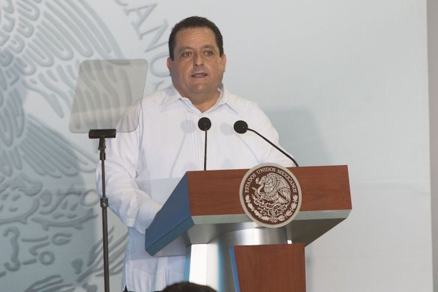 LA PAZ, BAJA CALIFORNIA SUR, 23NOVIEMBRE2017.- Carlos Mendoza Davis, gobernador de Baja California Sur, durante el evento conmemorativo del Día de la Armada de México en la ciudad de La Paz.FOTO: TERCERO DÍAZ /CUARTOSCURO.COM