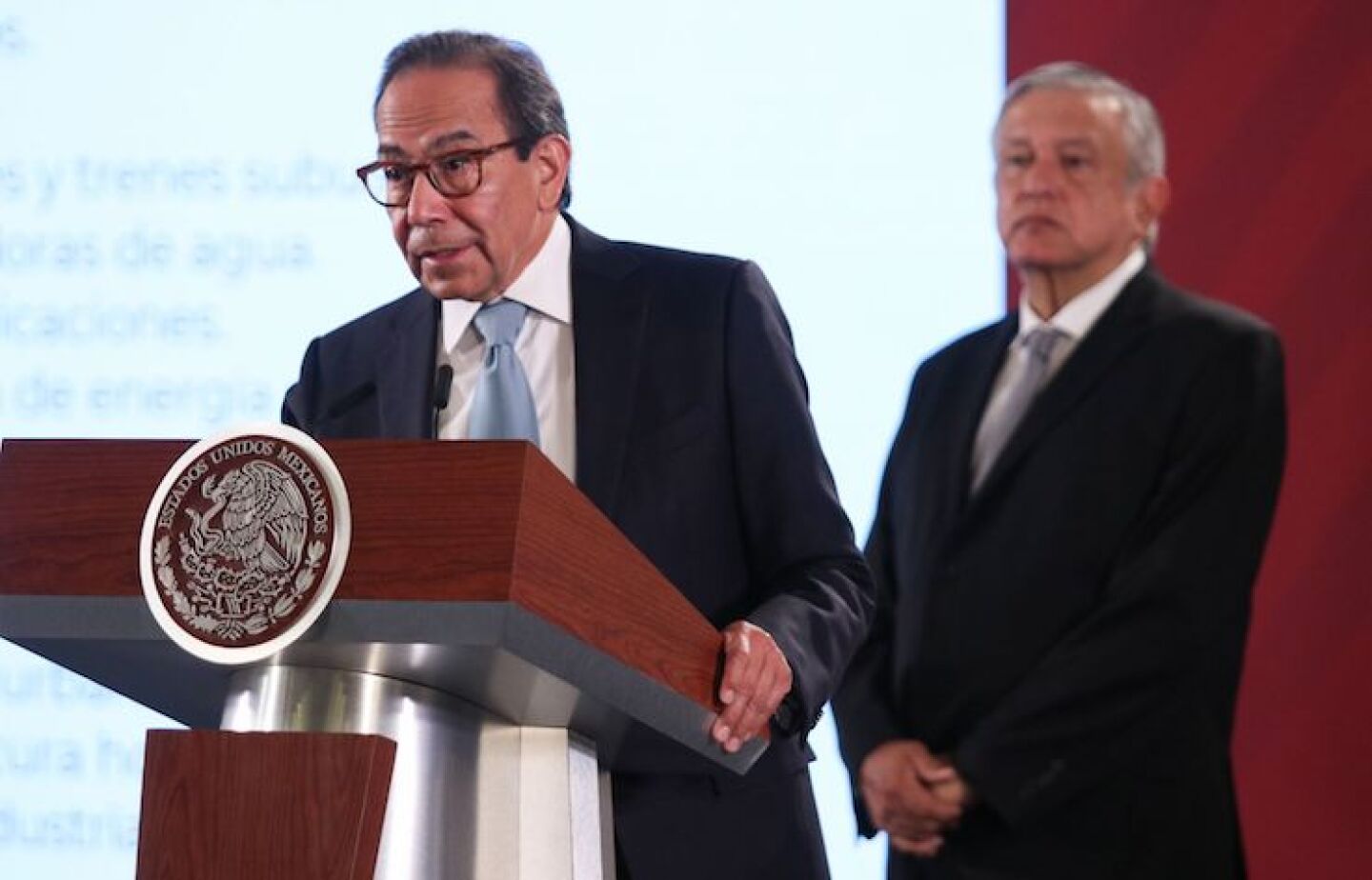 CIUDAD DE MÉXICO, 26NOVIEMBRE2019.- Carlos Salazar Lomeli, presidente del Consejo Coordinador Empresarial (CCE), durante la conferencia para anunciar el proyecto de inversiones de la iniciativa privada con el gobierno federal pactado para 2020.FOTO: GALO CAÑAS /CUARTOSCURO.COM