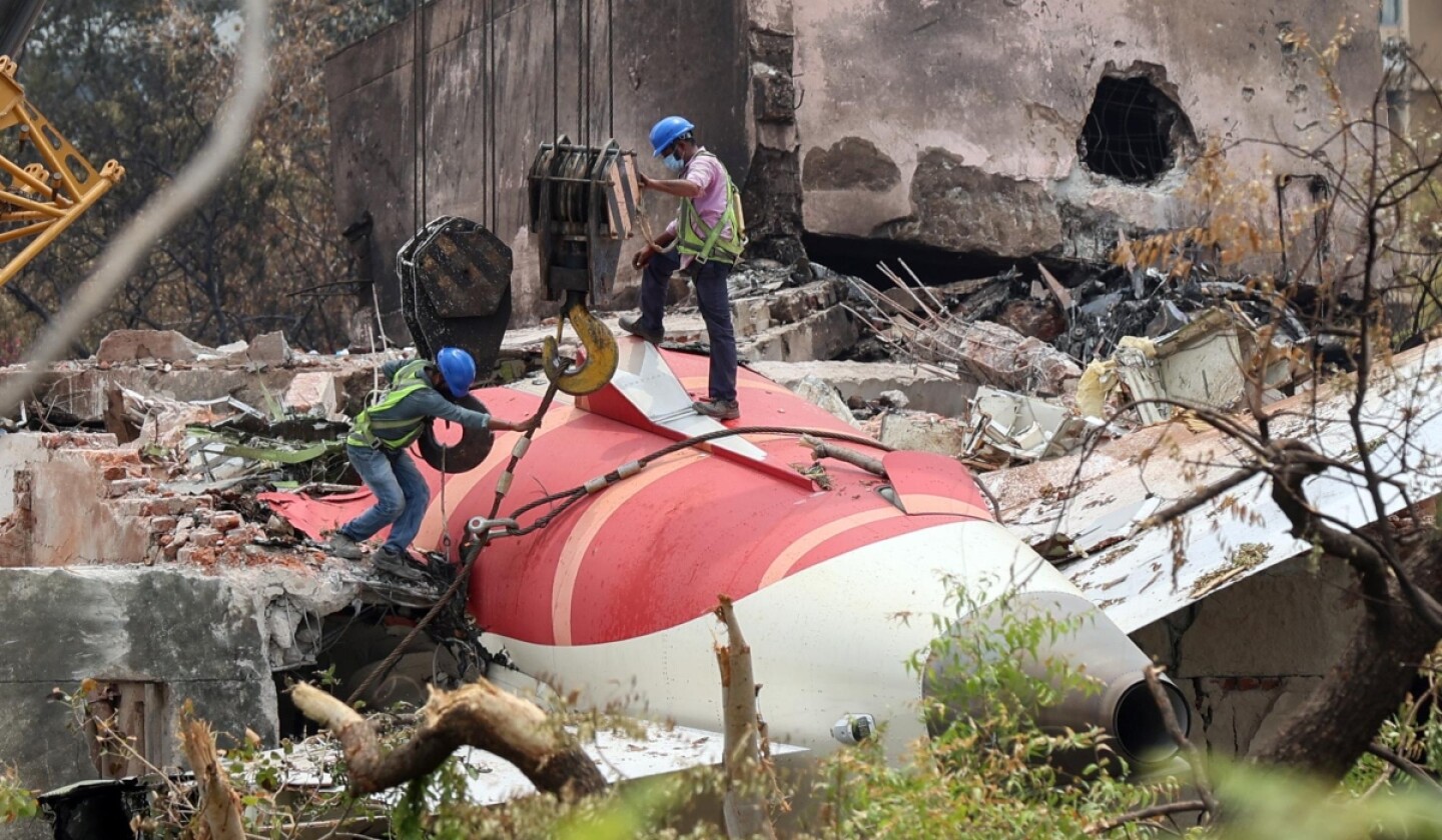 Accidente Air India.jpg