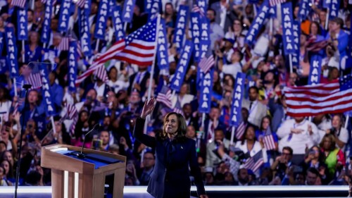 kamala harris en convención demócrata 2024