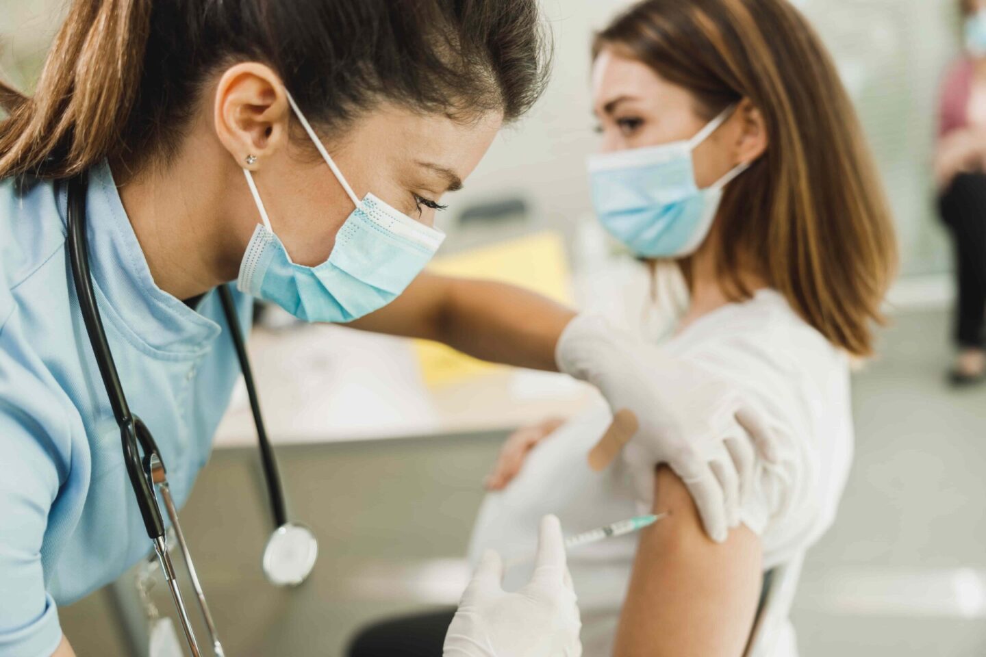 pregnant-woman-vaccination-due-to-covid-19-2022-08-18-07-54-47-utc (1)