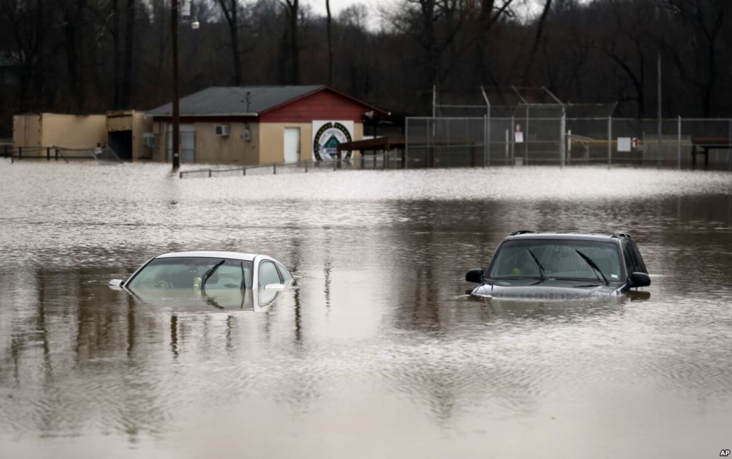 6705075A-CEE9-442B-A69C-285AC3025E31_mw1024_s_n