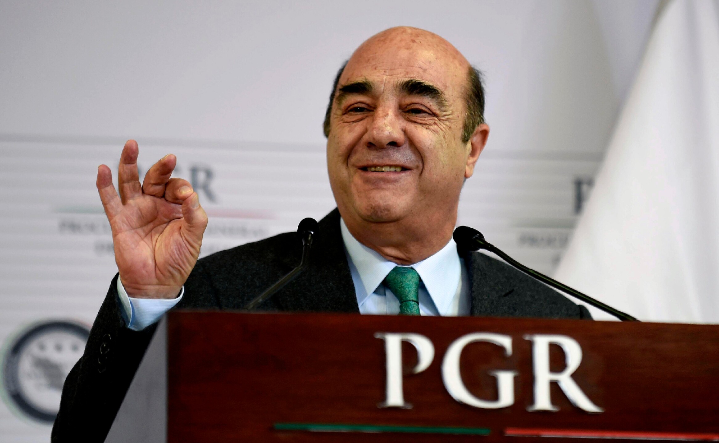 Murillo-Karam-detenido-afp