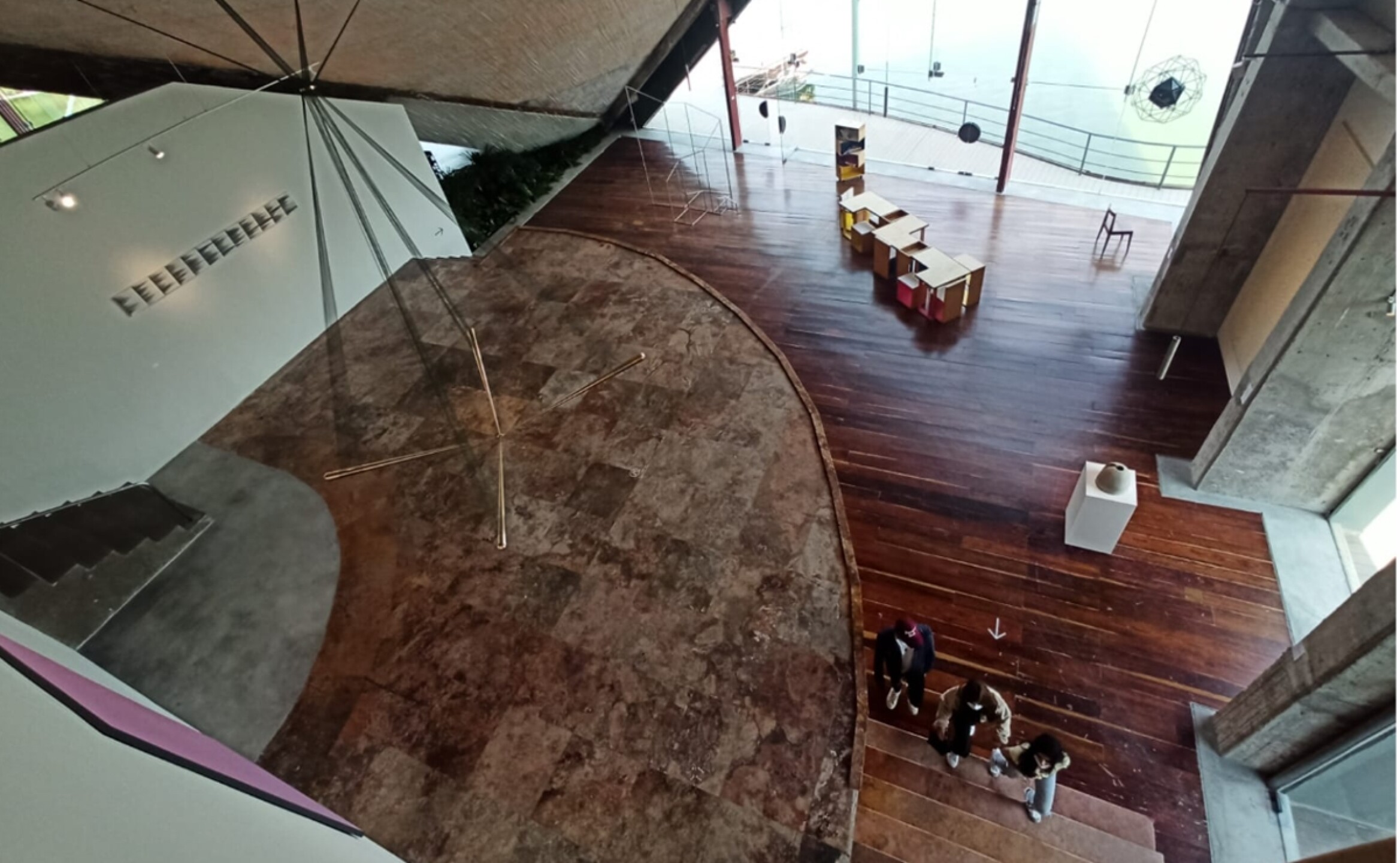 algo_lago_galeria_omr_3