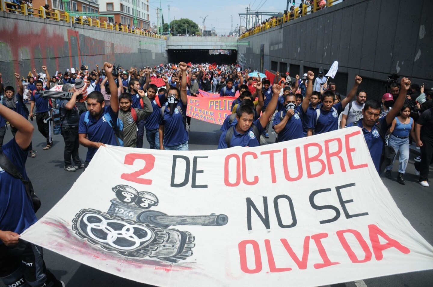 Marcha Aniversario 2 de Octubre (6).jpg