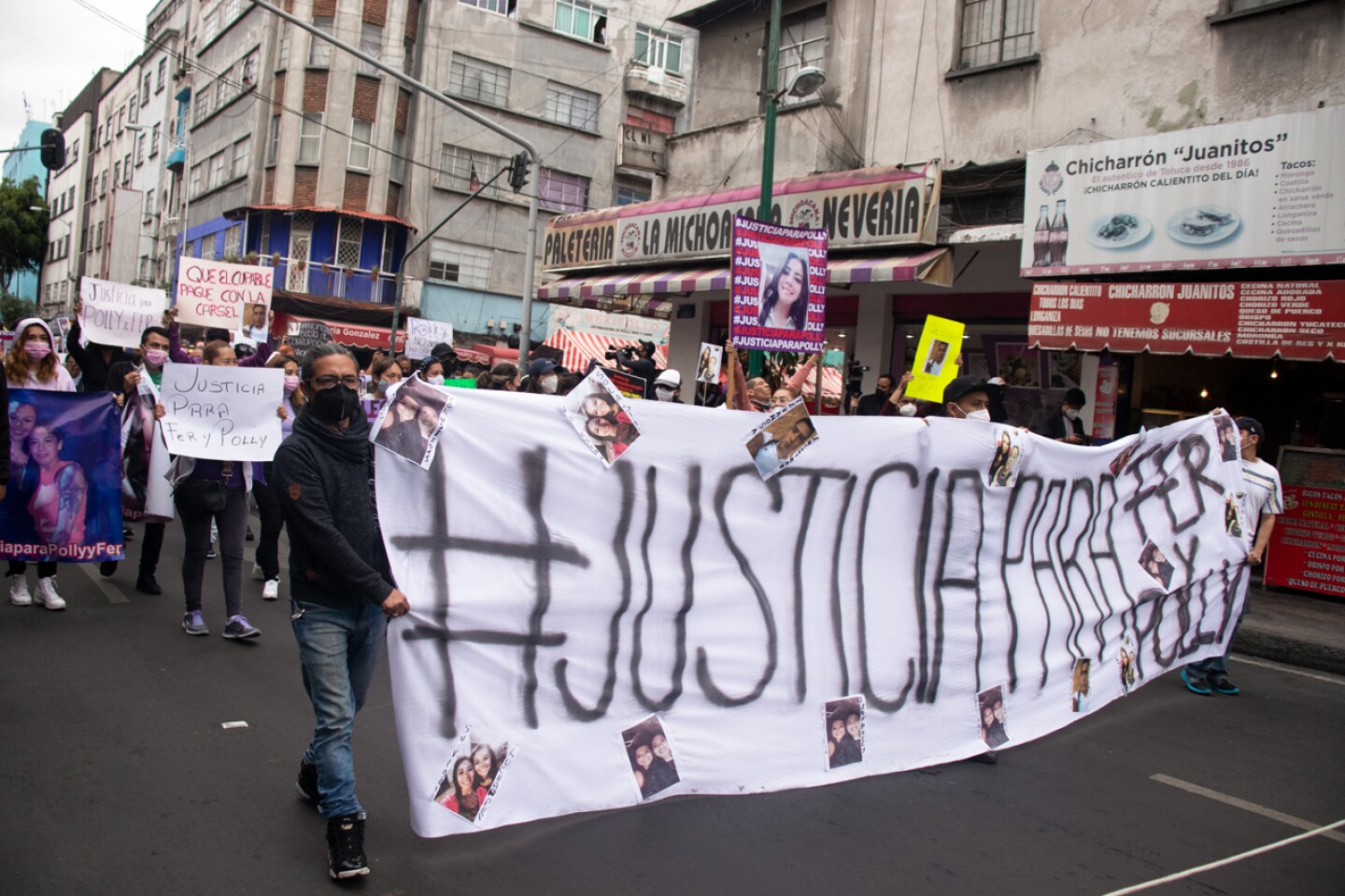 Marcha para exigir justicia por Polly y Fernanda