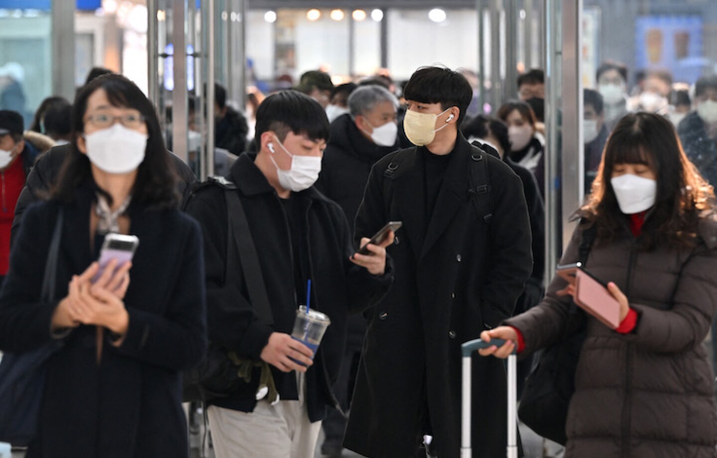 SKOREA-HEALTH-VIRUS-MASK