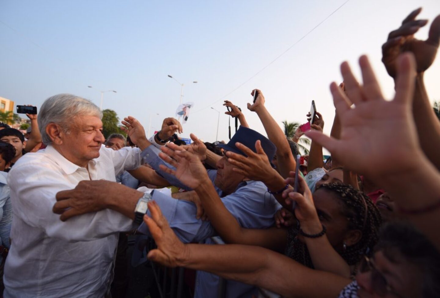 AMLO-gira-agradecimiento-Ciudad-Carmen