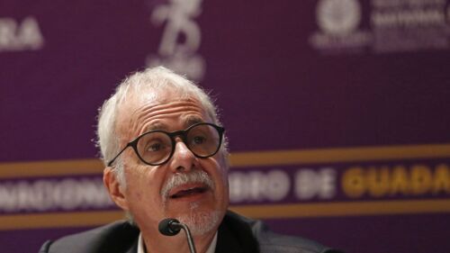 GUADALAJARA, JALISCO, 10OCTUBRE2019.- Raúl Padilla, Presidente de la FIL Guadalajara 2019, durante la conferencia de prensa en donde se dio a conocer el programa de la edición 33 de la Feria Internacional del Libro de Guadalajara 2019 (FIL), misma que se llevo a cabo en el Hotel Hilton.FOTO: FERNANDO CARRANZA GARCIA /CUARTOSCURO.COM