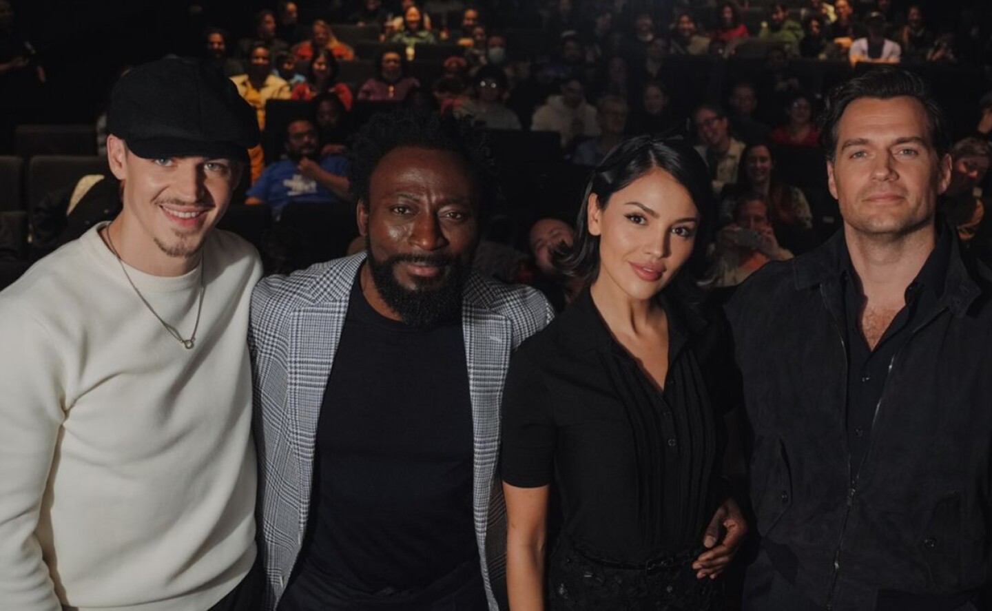 eiza_gonzalez_racismo_Babs_Olusanmokun