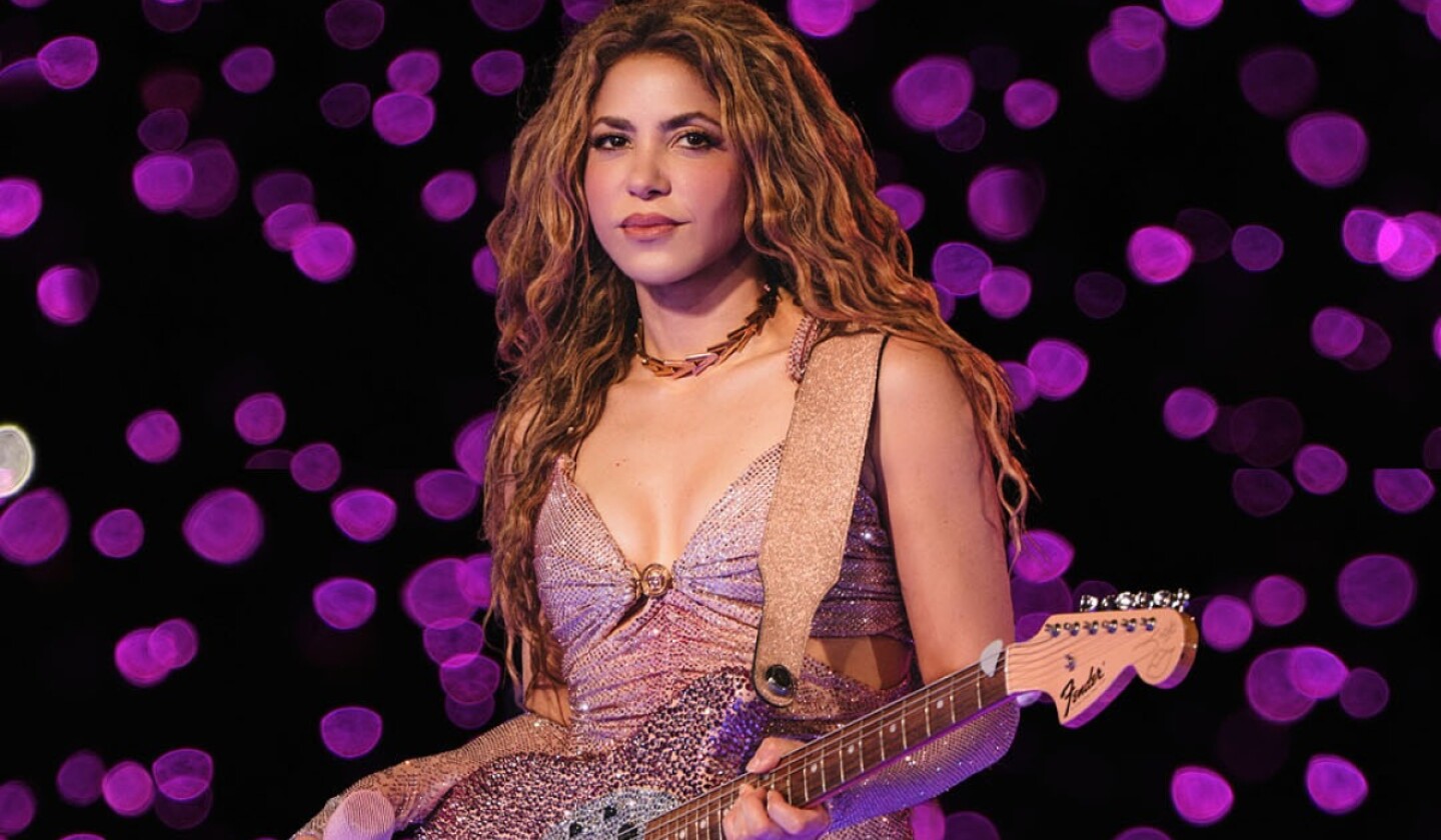 shakira-brote-de-sarampion-conciertos (1).jpg
