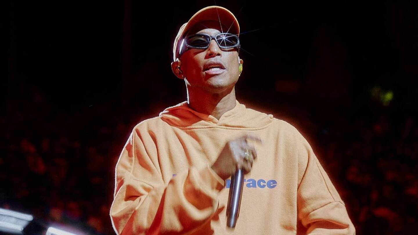 rm bts pharrell williams colaboracion