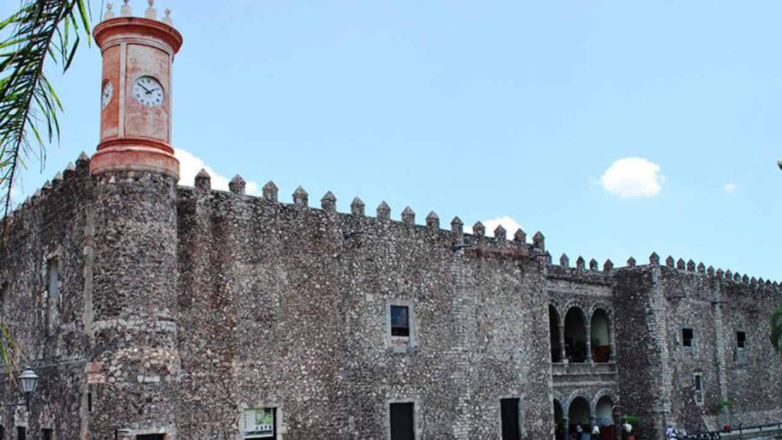 cuernavaca-palacio-de-cortes