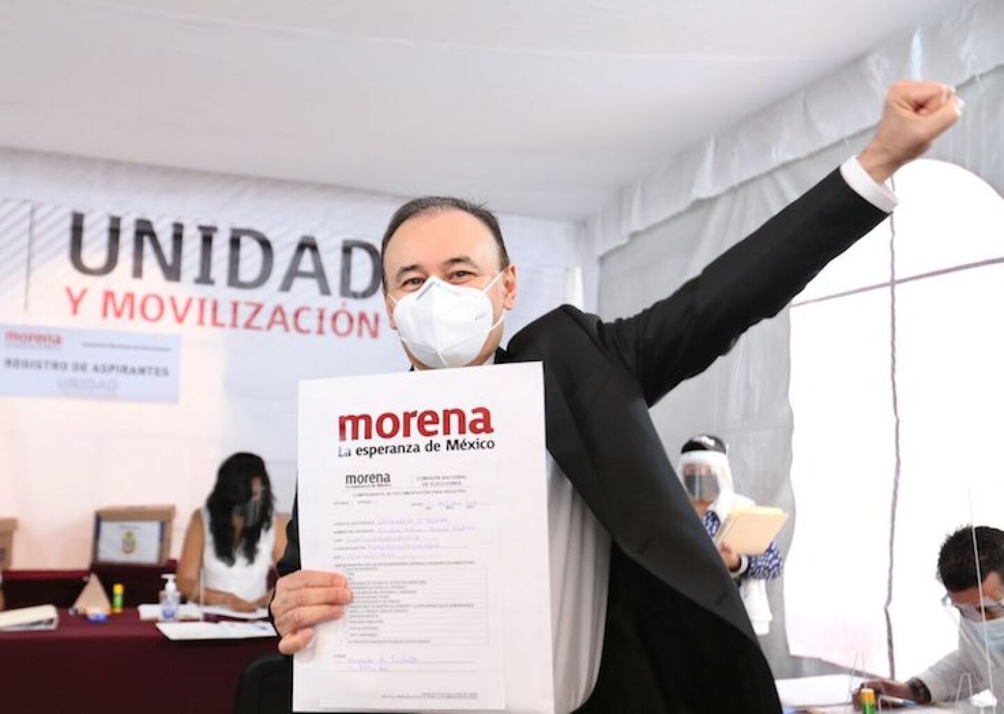 Alfonso Durazo se registró como precandidato a la gubernatura de Sonora por el partido Morena.