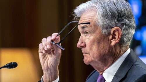 El presidente de la Fed cae en la broma de unos cÛmicos rusos