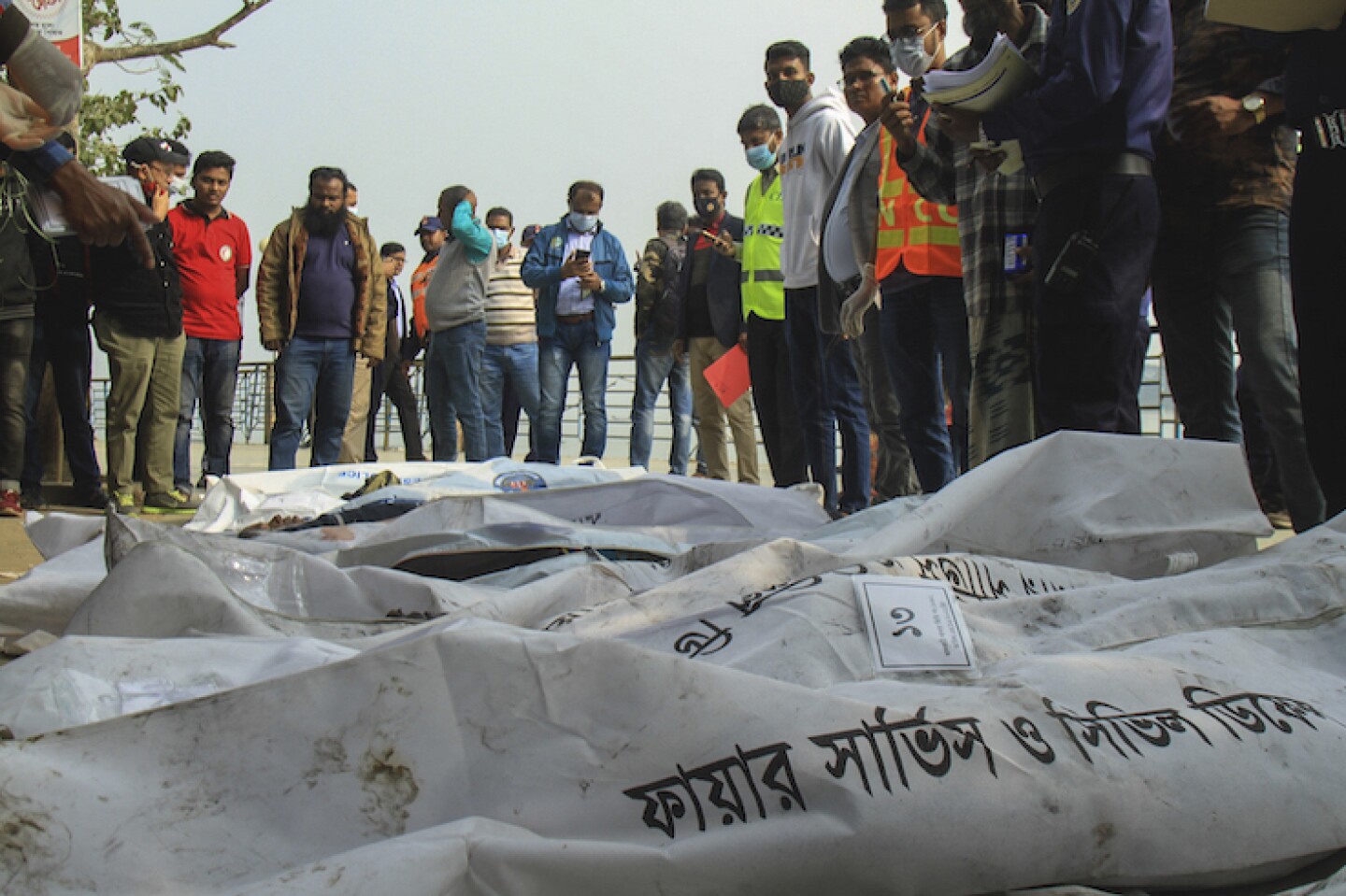BANGLADESH-ACCIDENT-FIRE-FERRY