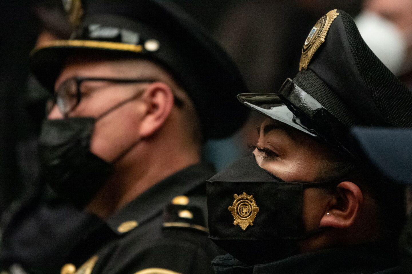 Elementos de la SSC durante la entrega de reconocimientos a policías en el Museo de la Ciudad de México.