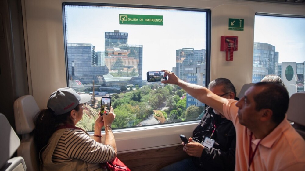 Recorrido Sheinbaum  Tren el Insurgente