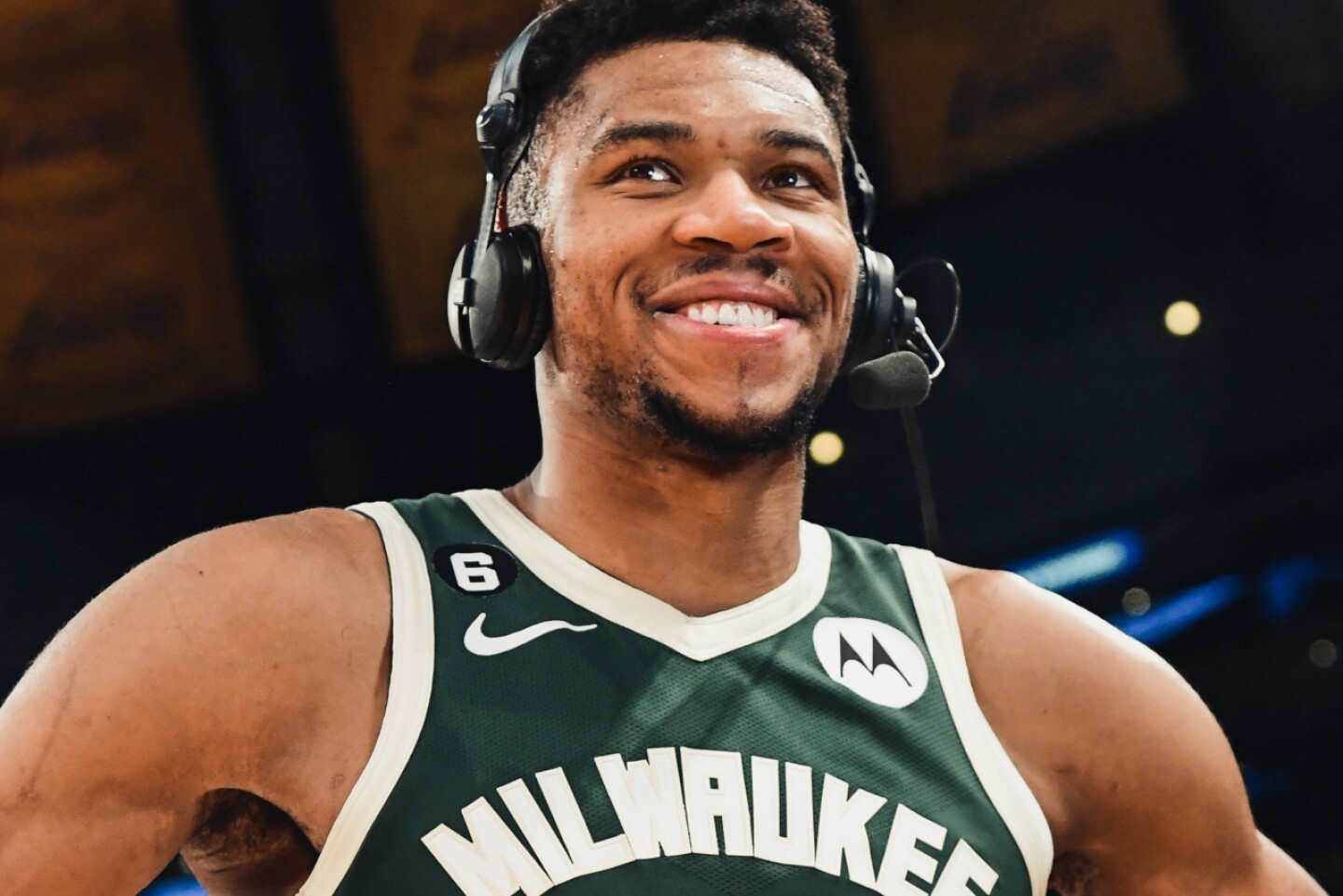 angeles-lakers-milwaukee-bucks