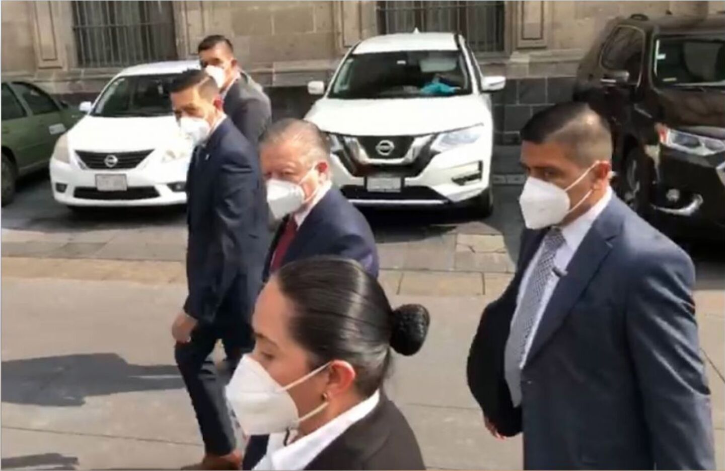 Arturo Zaldívar, ministro presidente de la SCJN, asistió a Palacio Nacional en donde se reunió en privado con Julio Scherer Ibarra, consejero Jurídico de Presidencia.