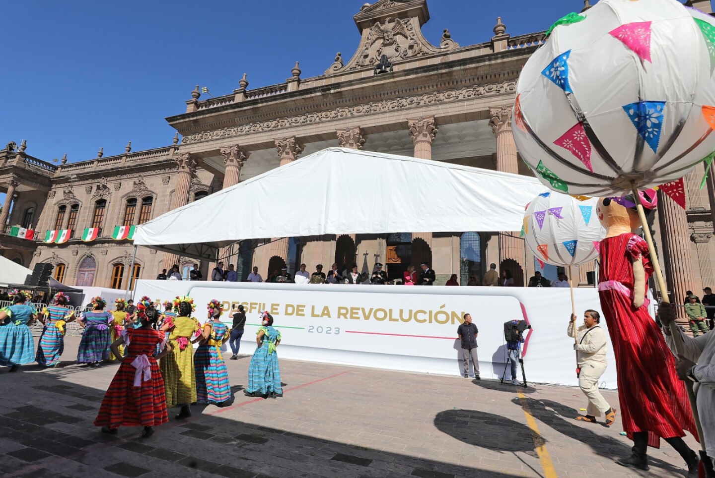 desfile Revolución Linares inseguridad