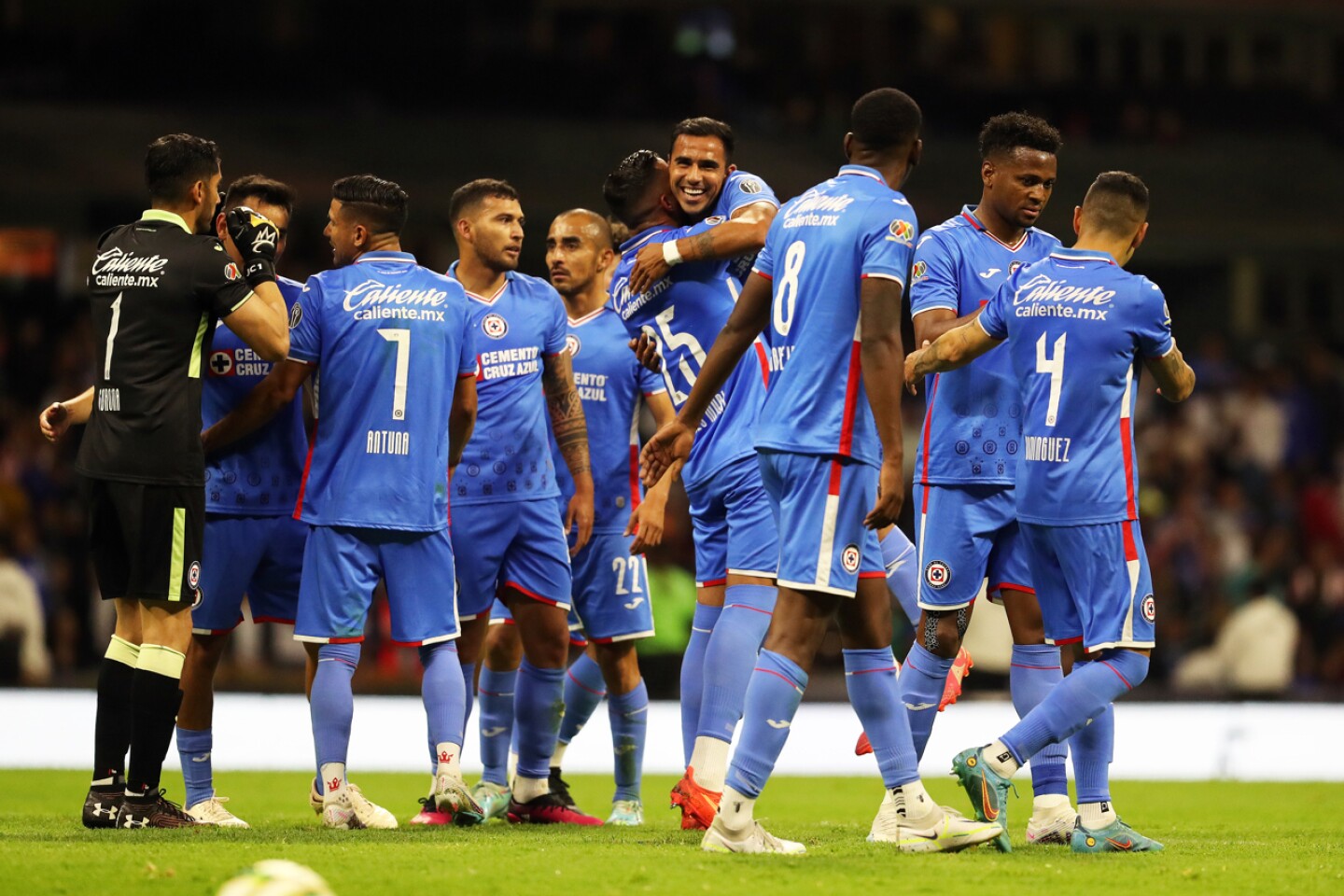Cruz Azul vs Pumas