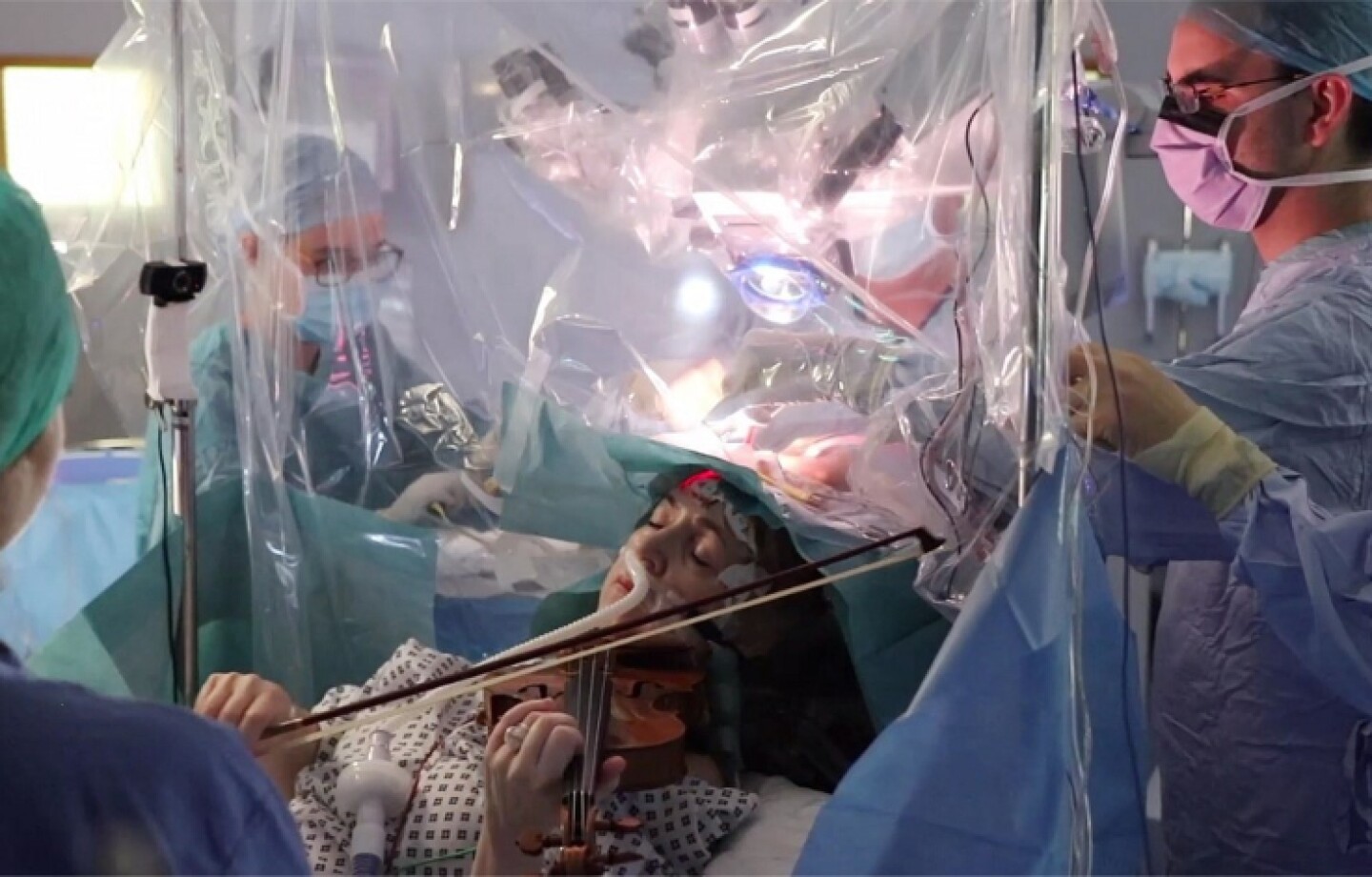 ejecentral_violinista_operacion_tumor_cerebral