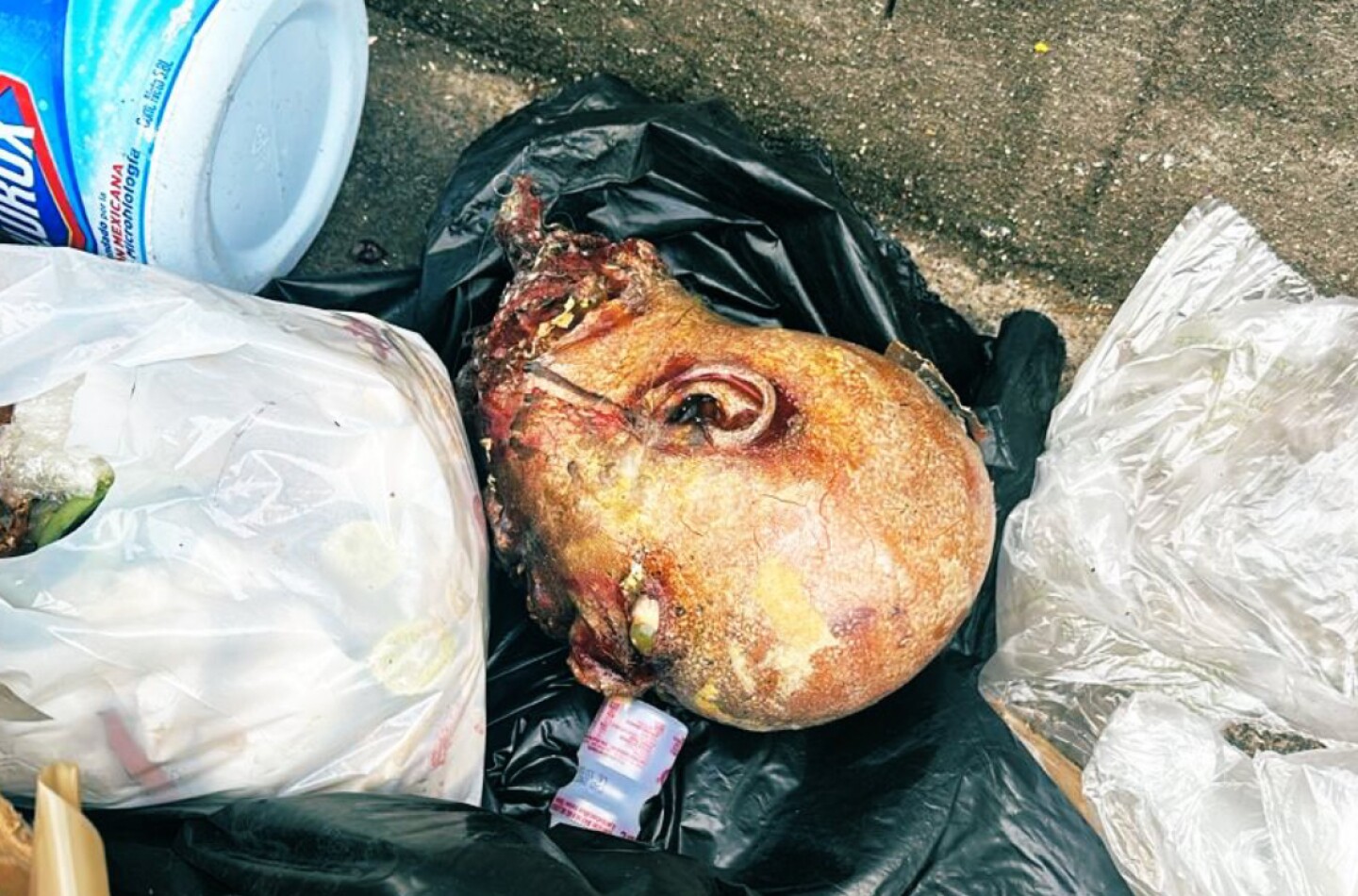 Cabeza humana Tepito