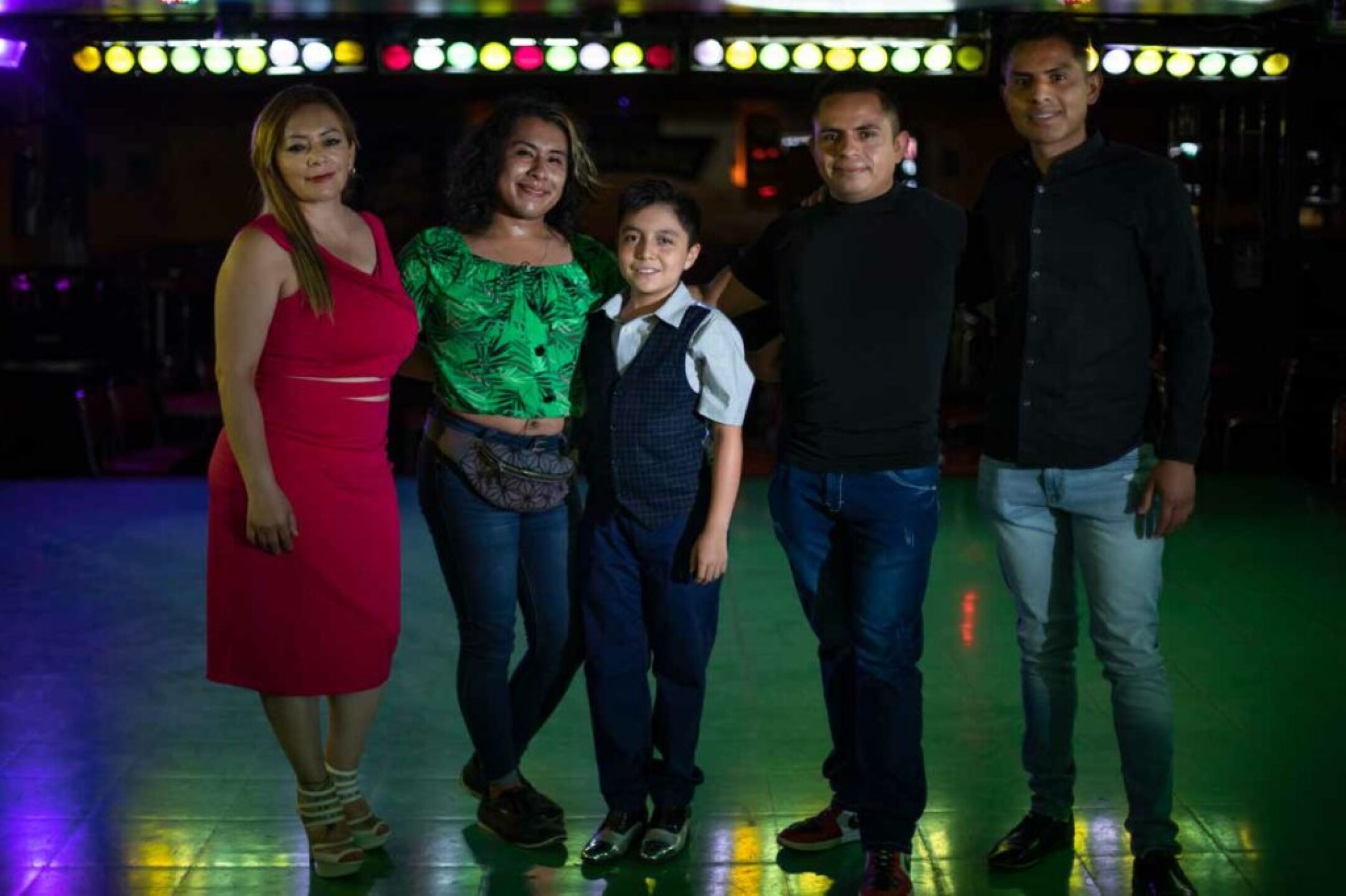 Zapatitos-de-oro-grupal-1024x682