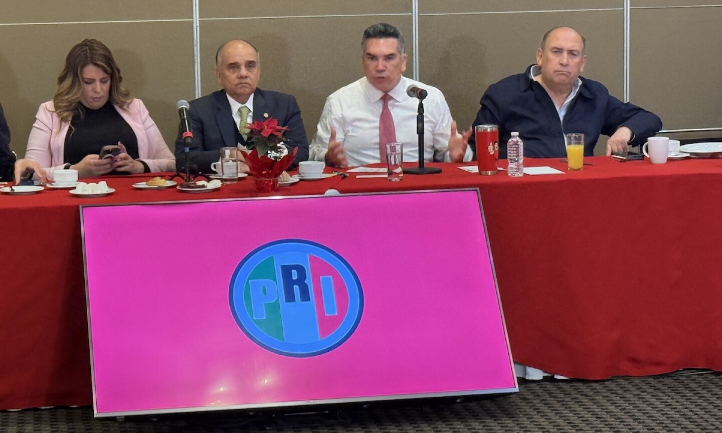 alito_moreno_pri_desayuno.jpg