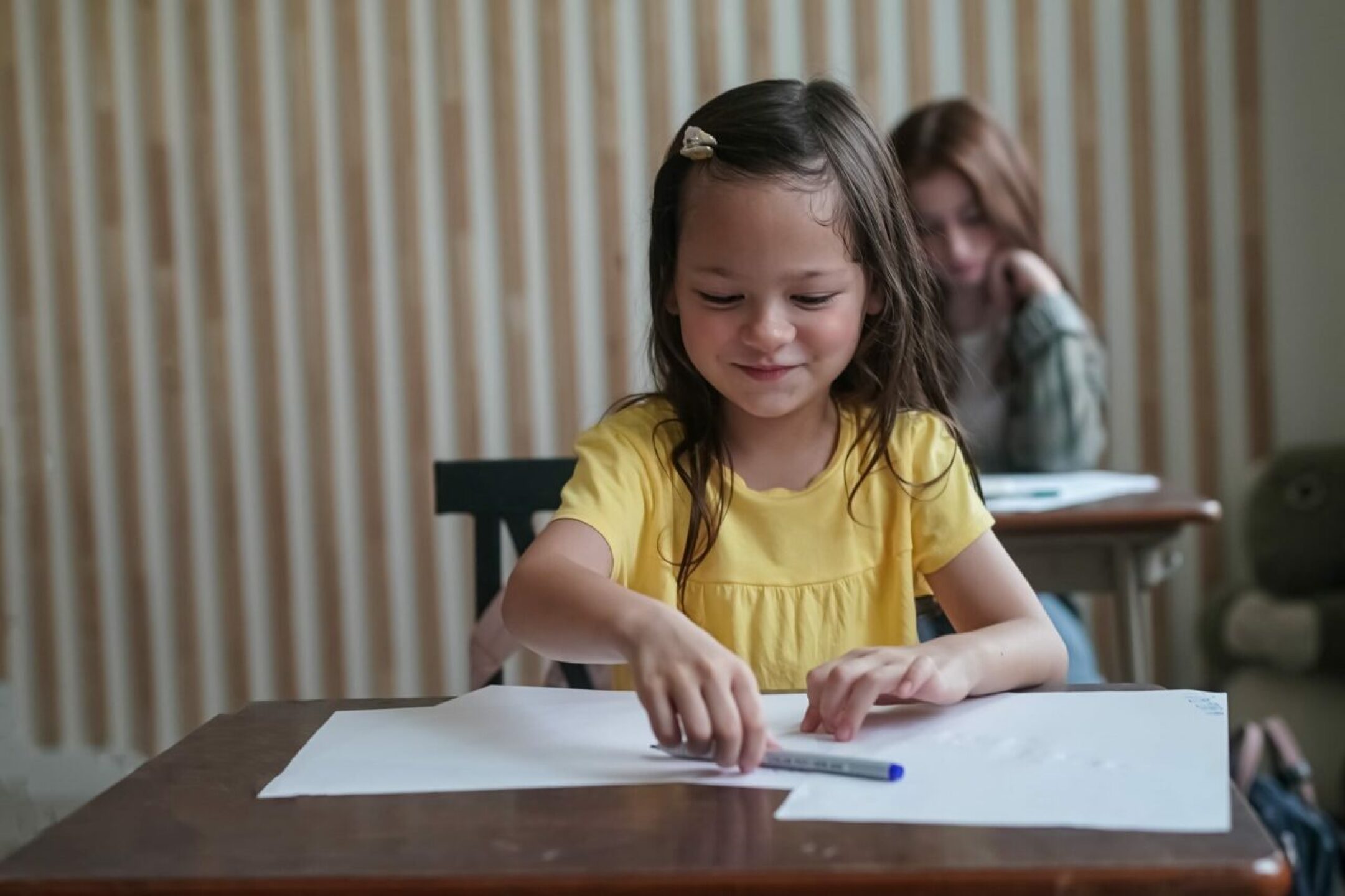 back-to-school-happy-cute-industrious-child-is-si-2023-05-04-19-34-13-utc-1-1280x853