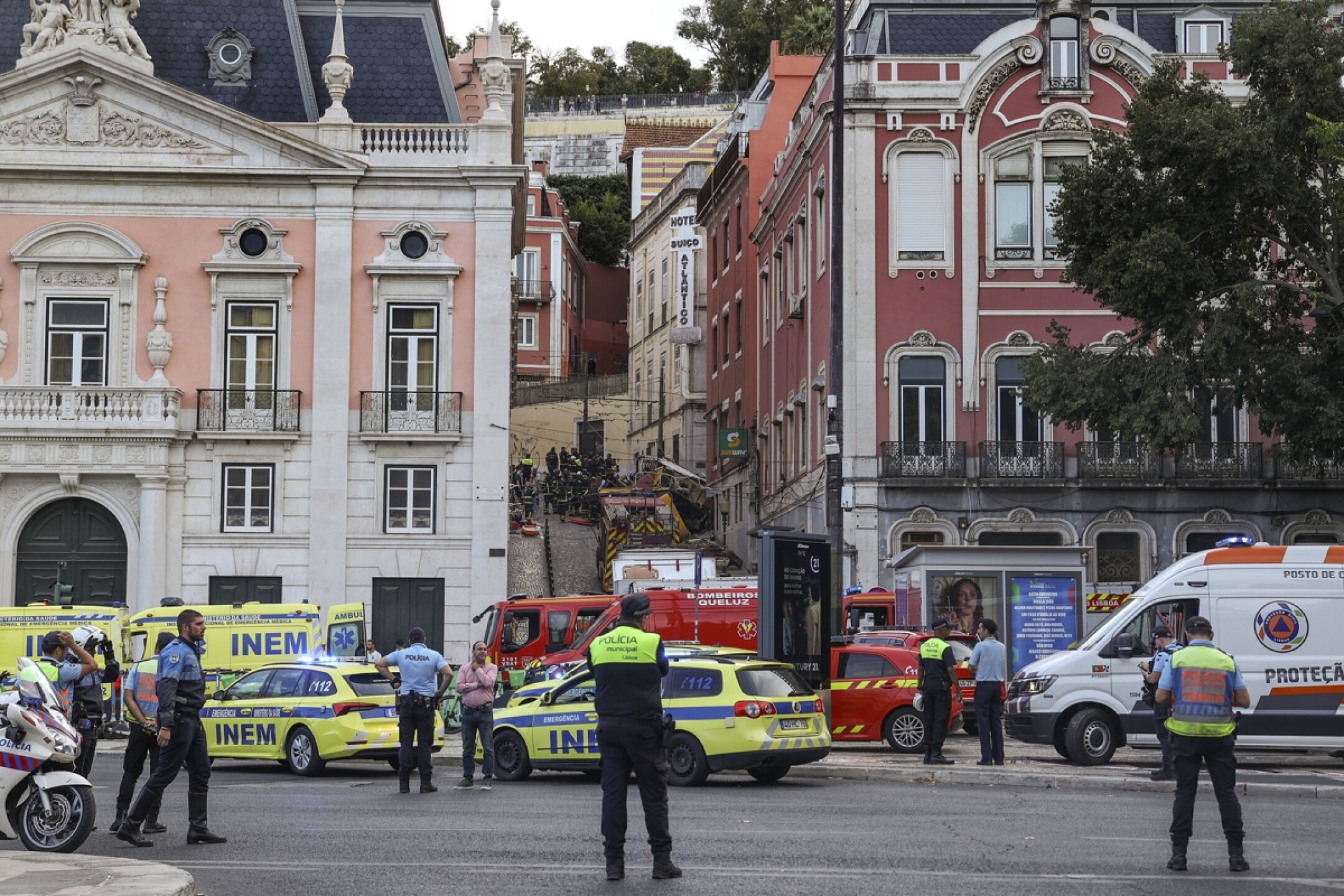 ¿Qué es el Ascensor de la Gloria, el funicular donde 15 personas han muerto en Lisboa?