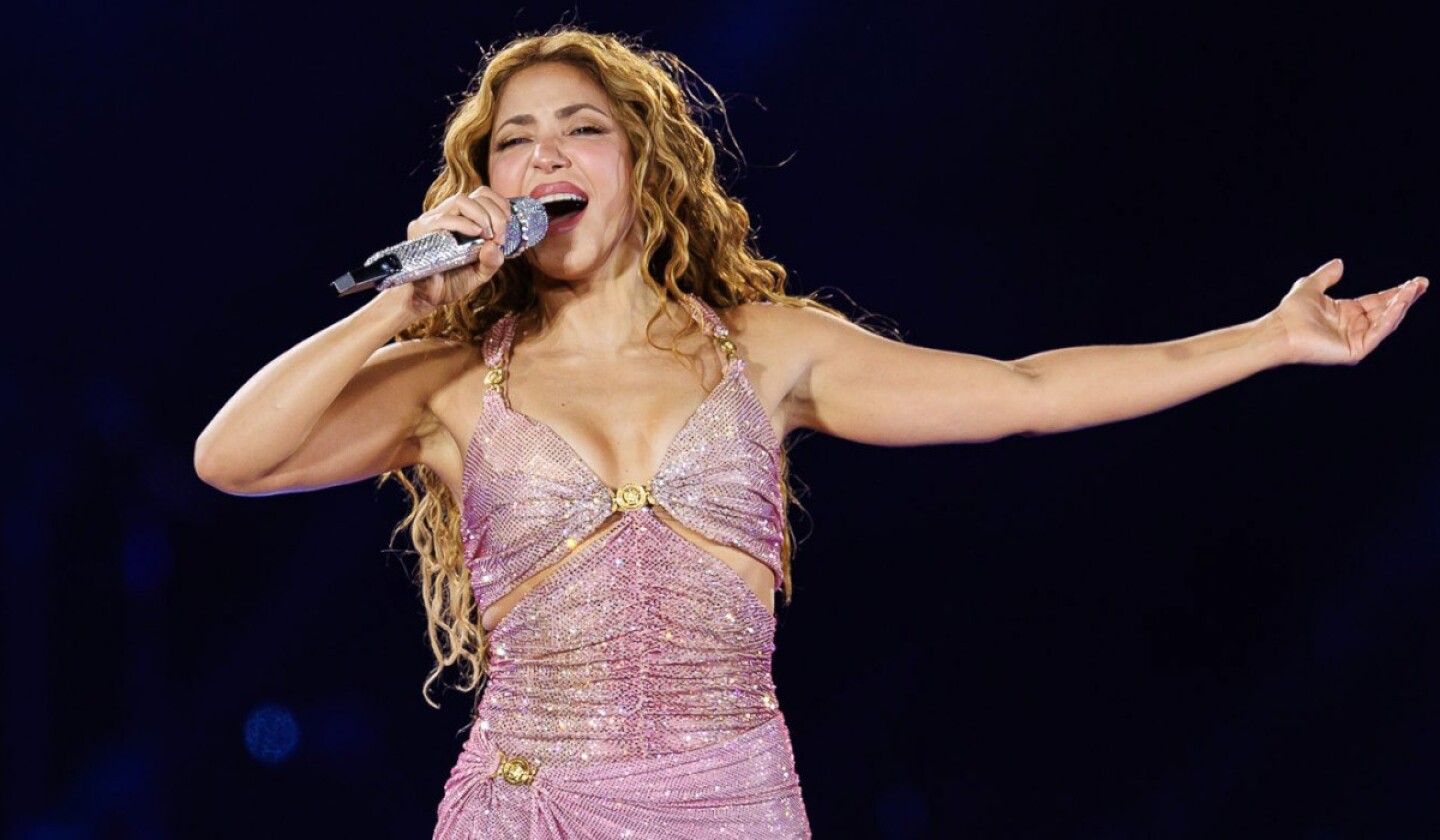 shakira tijuana.jpg