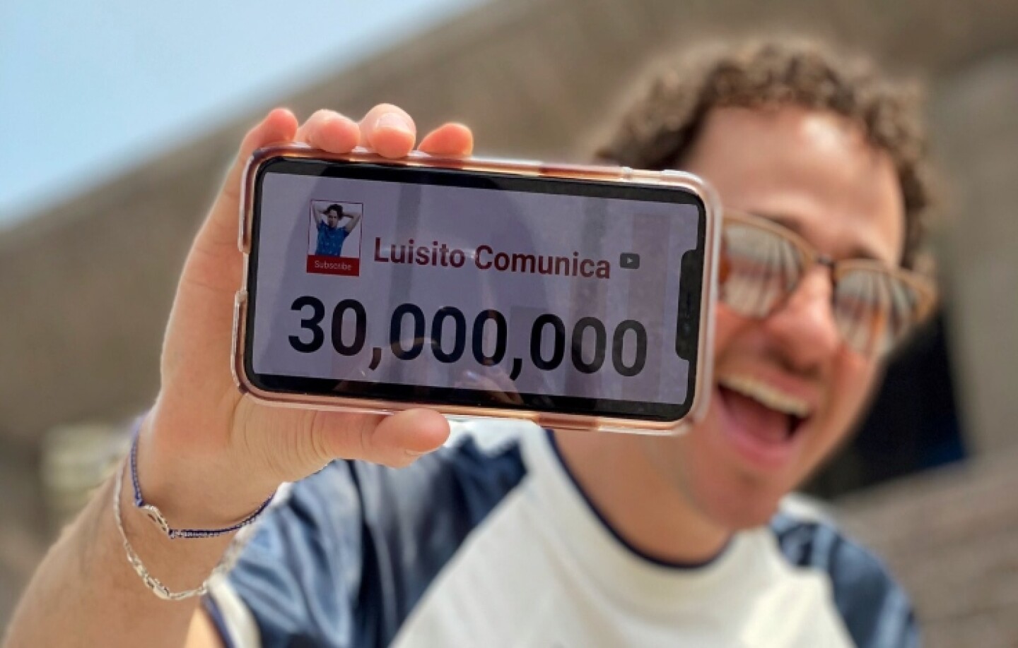 Luisito_Comunica