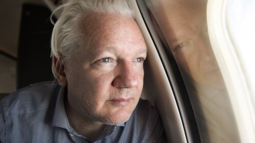amlo-julian-assange-efe