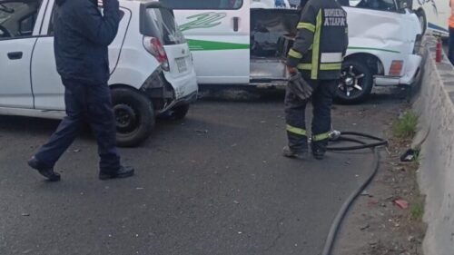 accidente-en-atizapan-de-zaragoza-choque-deja-10-lesionados-2-720x1280