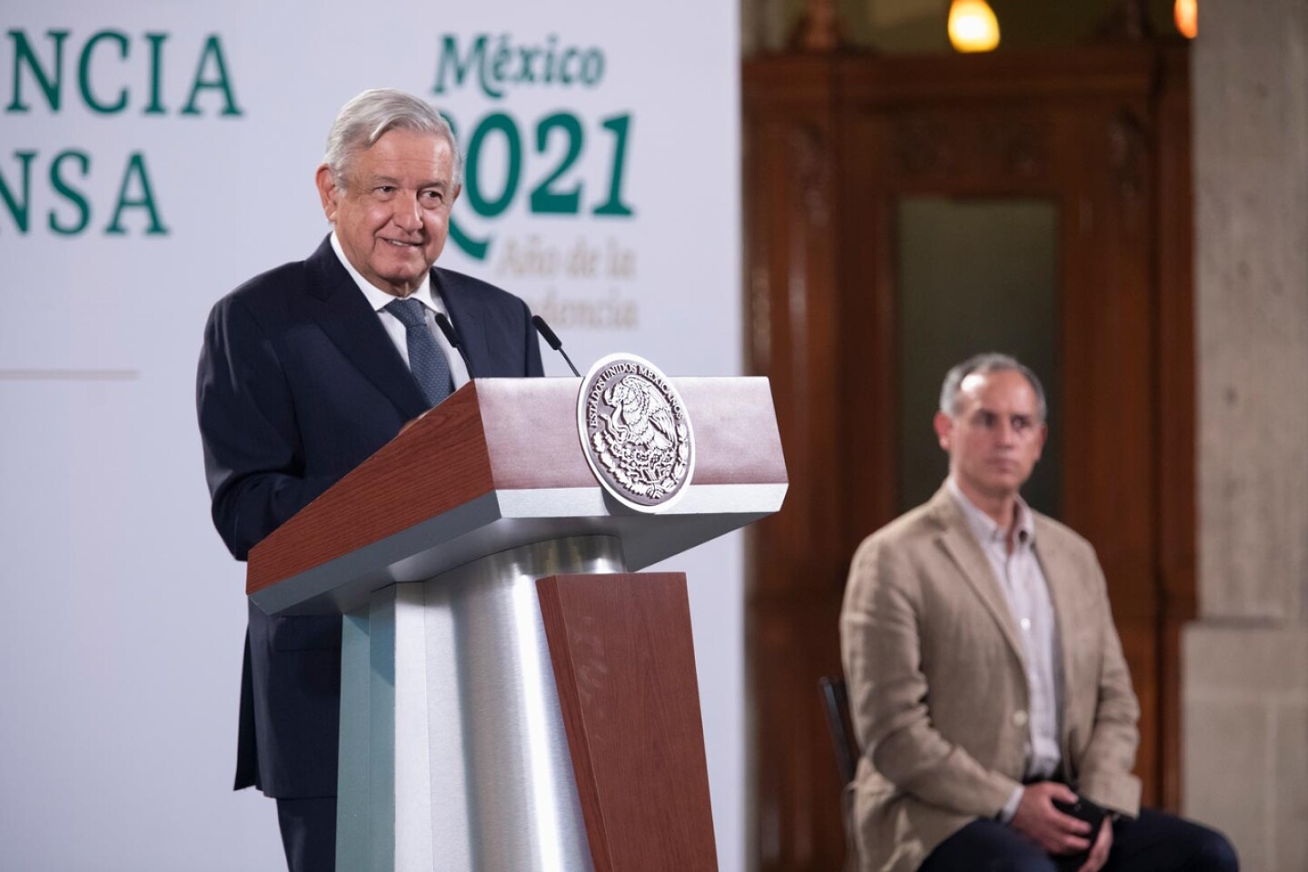 amlo-lopez-gatell-omicron