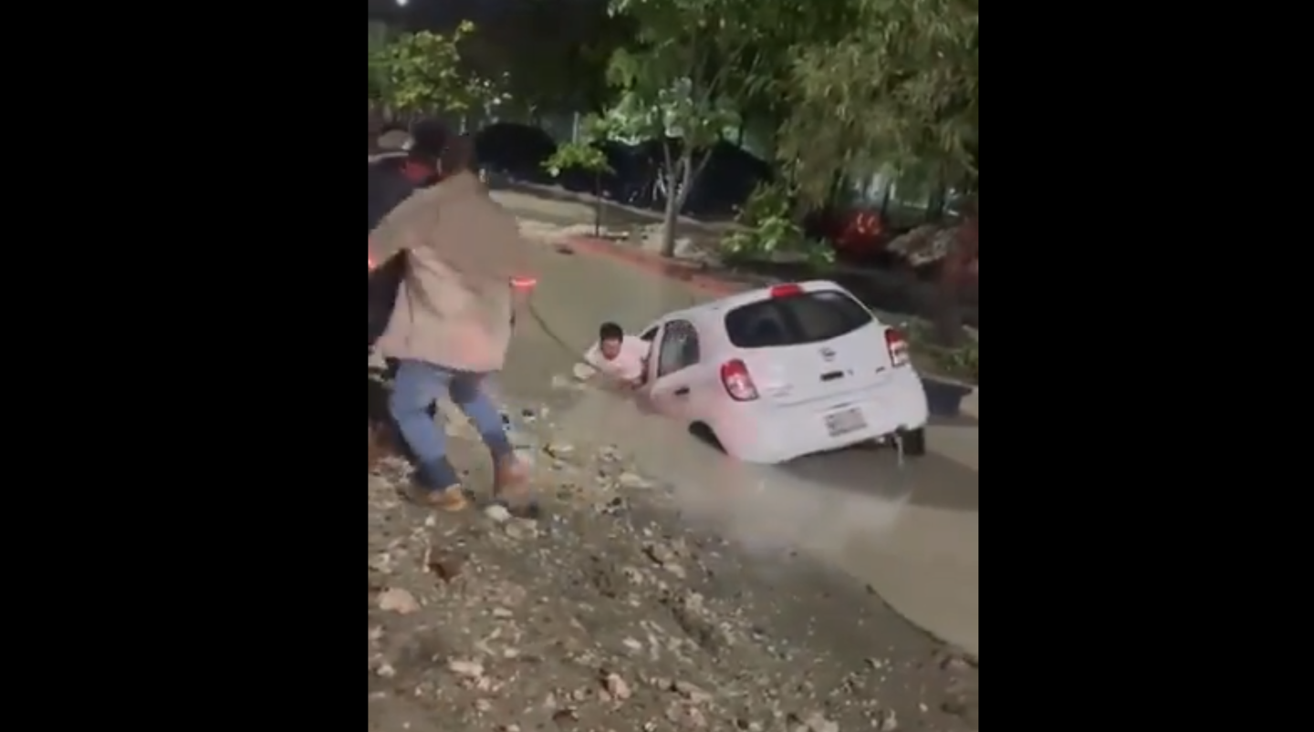 RESCATAN A CONDUCTOR EN CHIAPAS.png