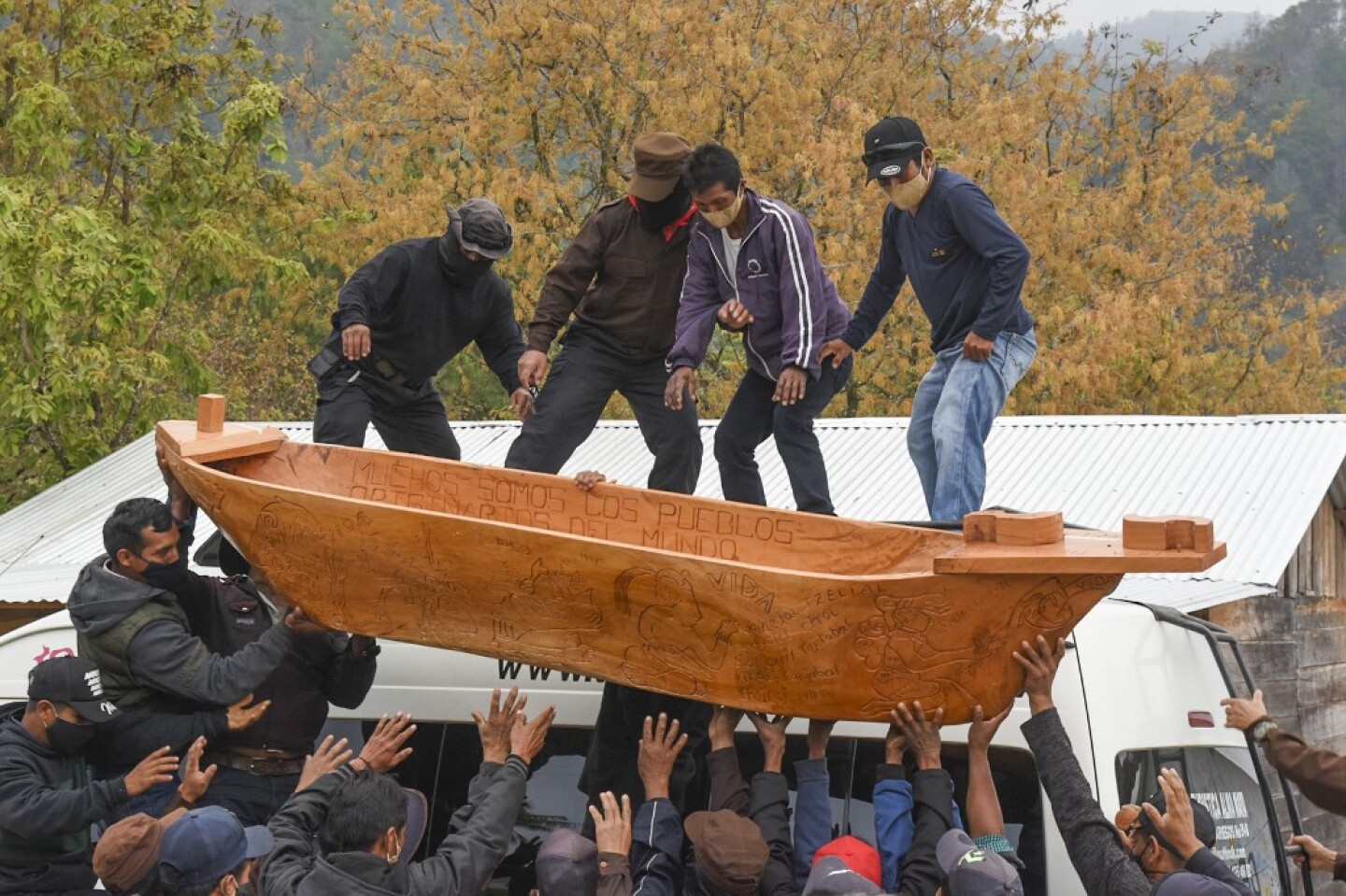 ZAPATISTAS EZLN MEXICO EUROPA EZLN