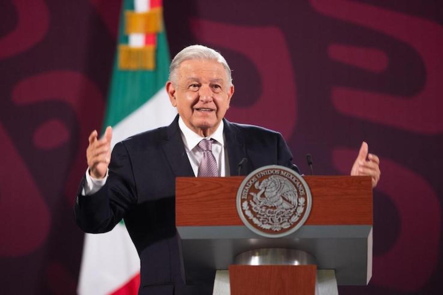 AMLO