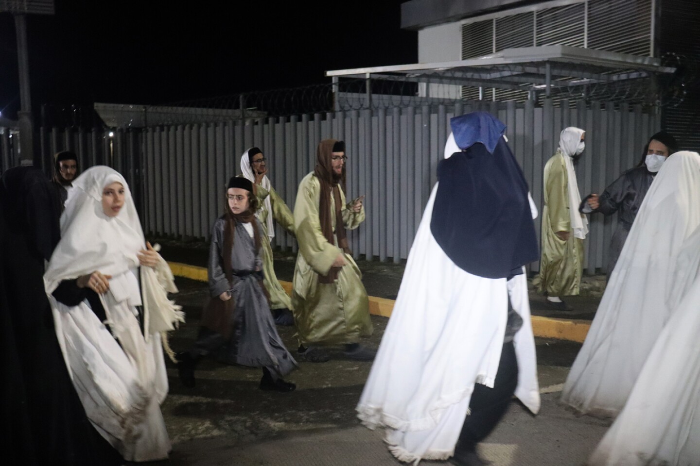 Migrantes judíos detenidos se fugan de centro en la frontera sur de México