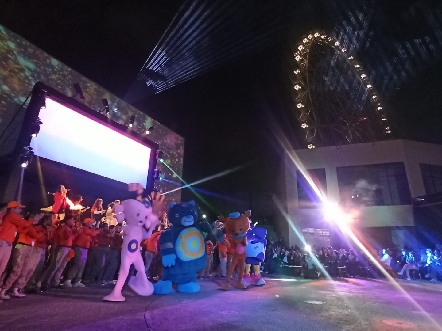 Parque-diversiones-aztlan-abre-sus-puertas