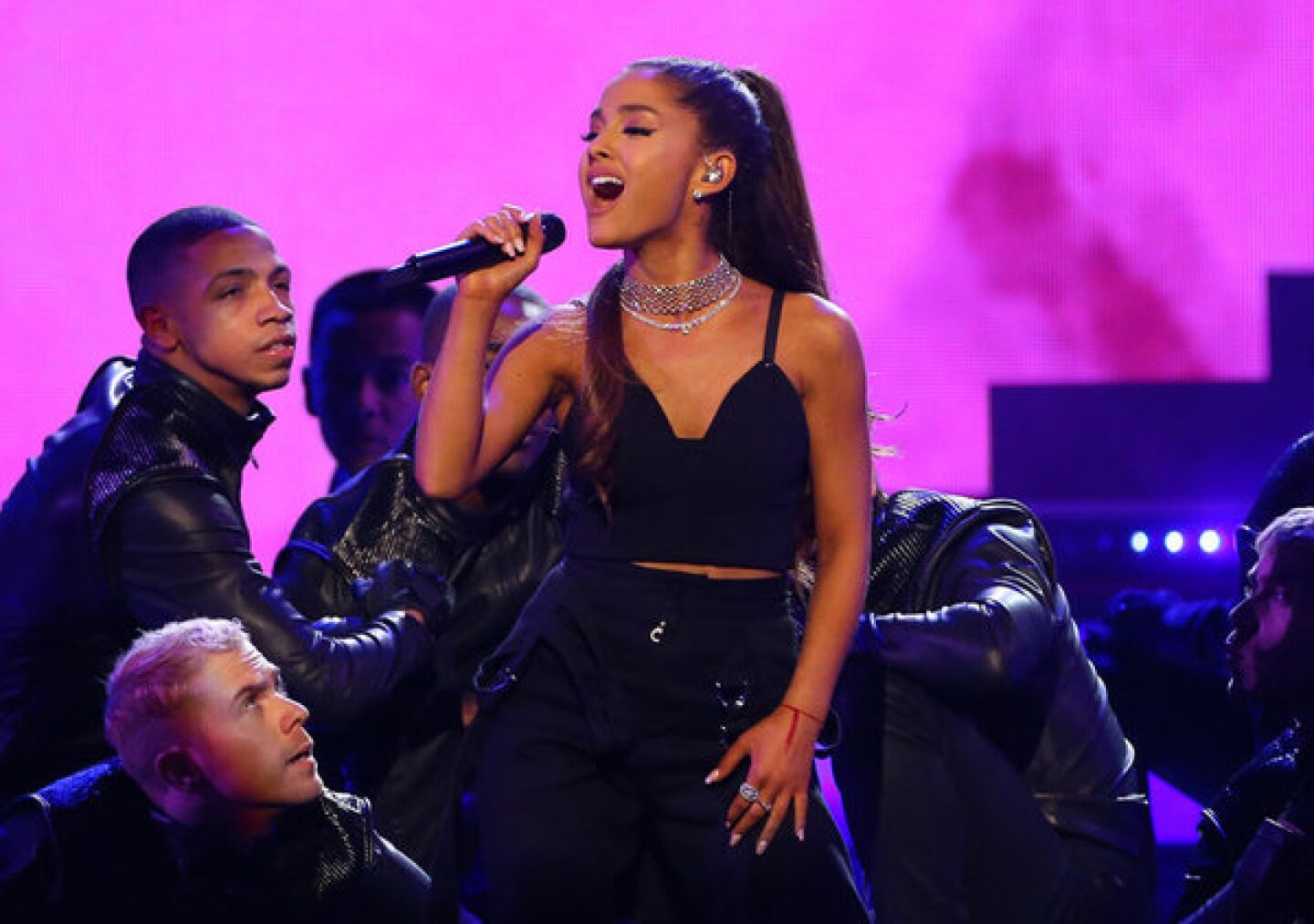 Ariana-Grande-estara-en-el-musical-televisivo-de-Hairspray_landscape