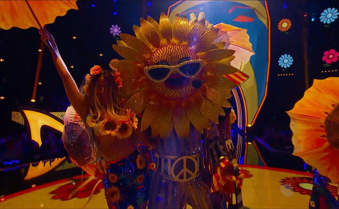 girasol_quien_eS_la_mascara_2023_