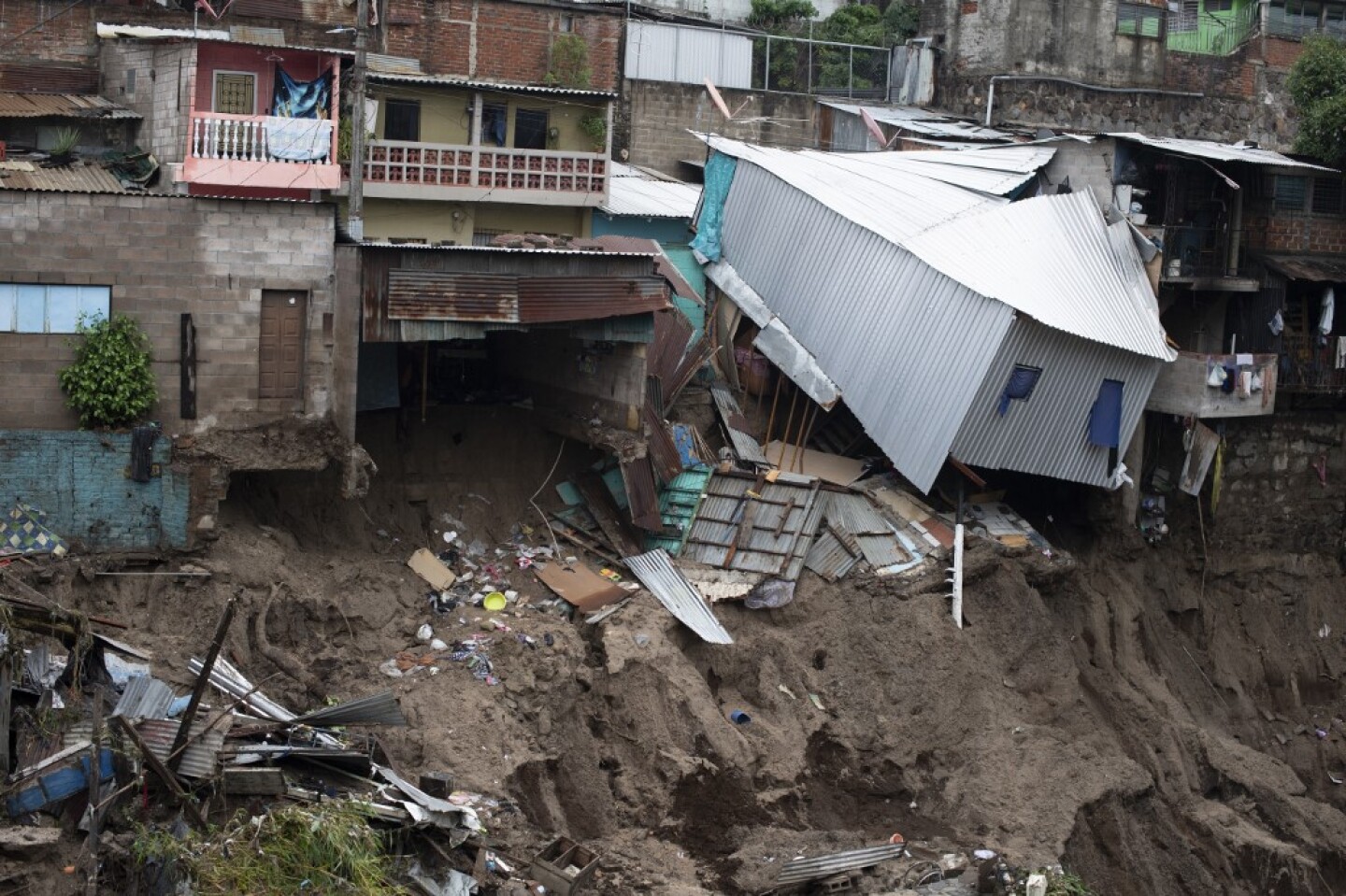 EL SALVADOR-TROPICAL STORM-AMANDA