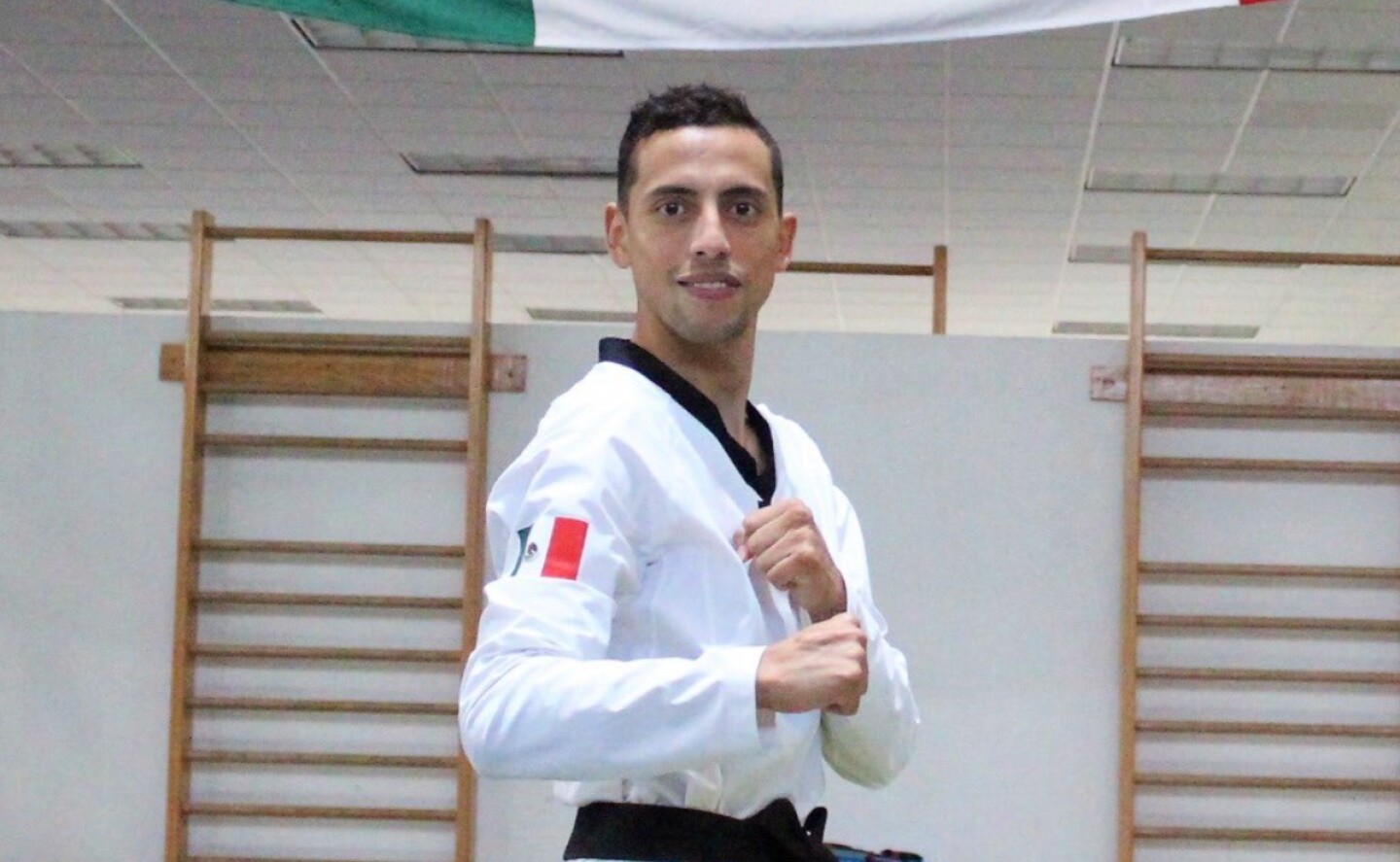 mexico_carlos_navarro_medalla_bronce_mundial_taekwondo_baku