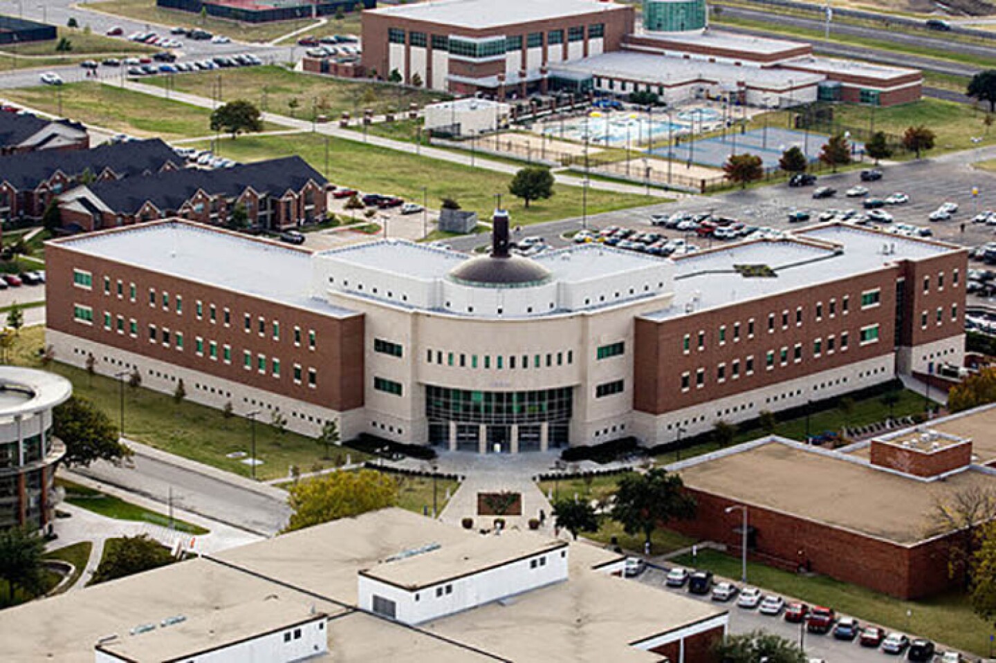 37742_118289834885722_2402376_n