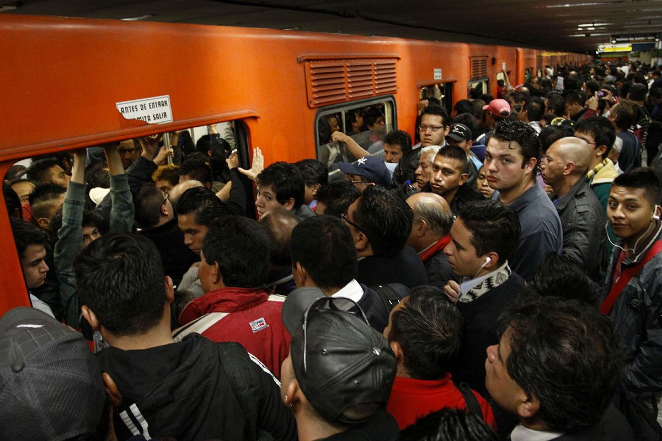 metro cdmx viernes 14 de agosto principales afectaciones