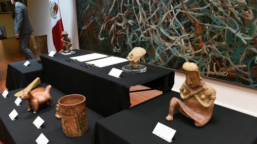 Estadounidenses entregan a México 79 piezas arqueológicas y 2 paleontológicas