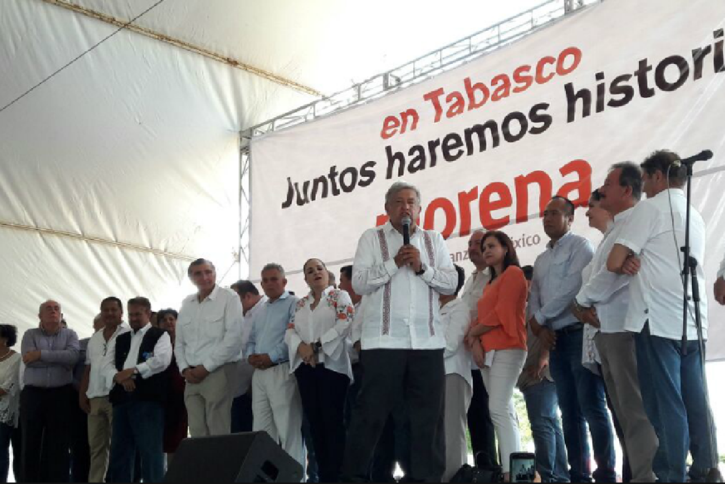 AMLO